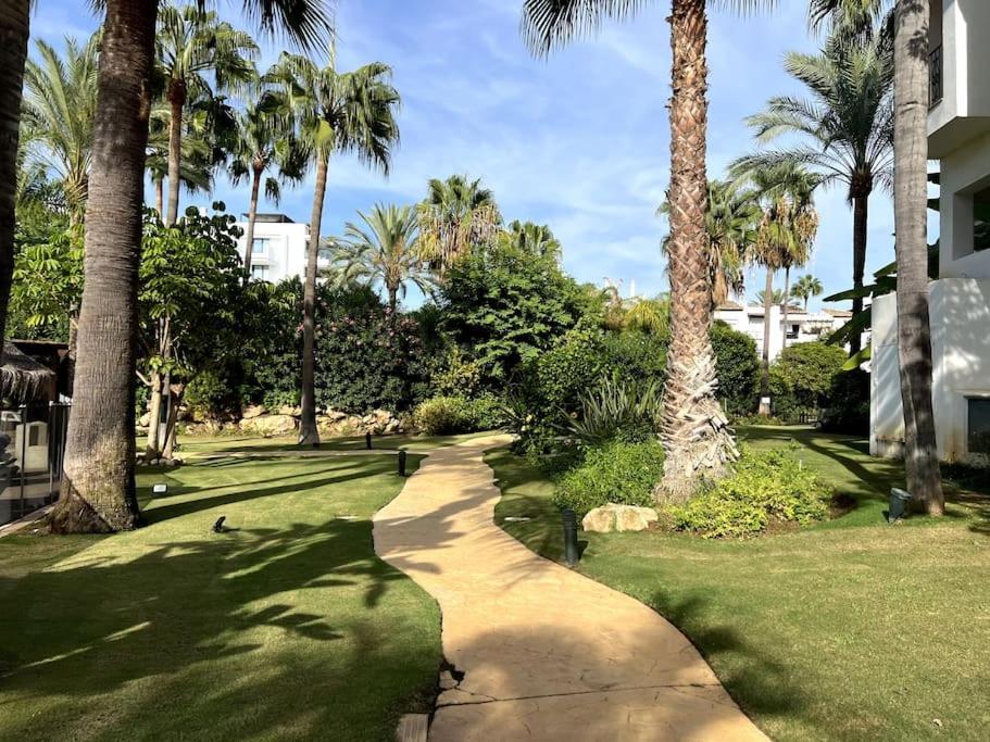 Costalita Beach Apartamento En エステポナ エクステリア 写真